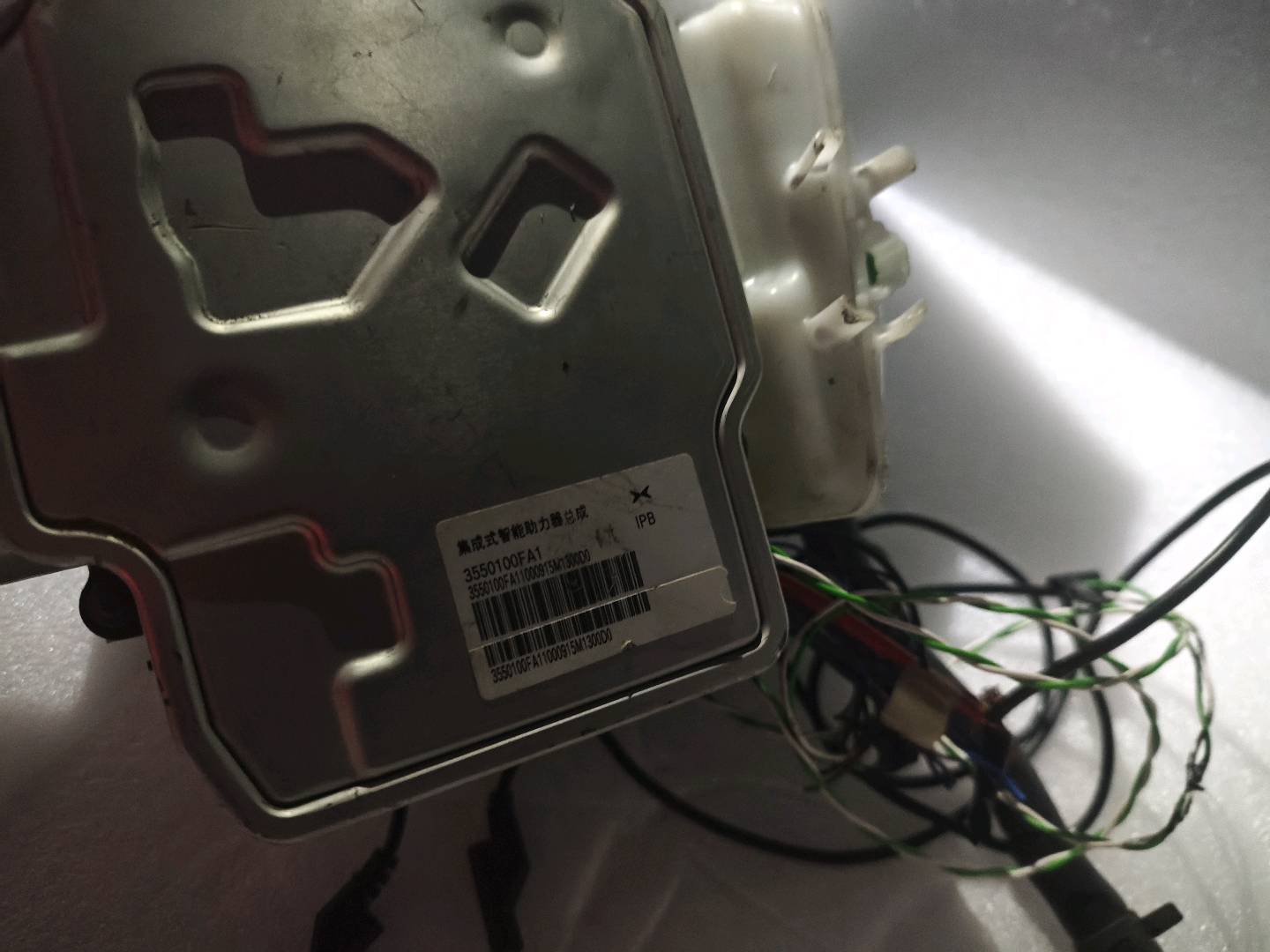 驻马店小鹏拆车件